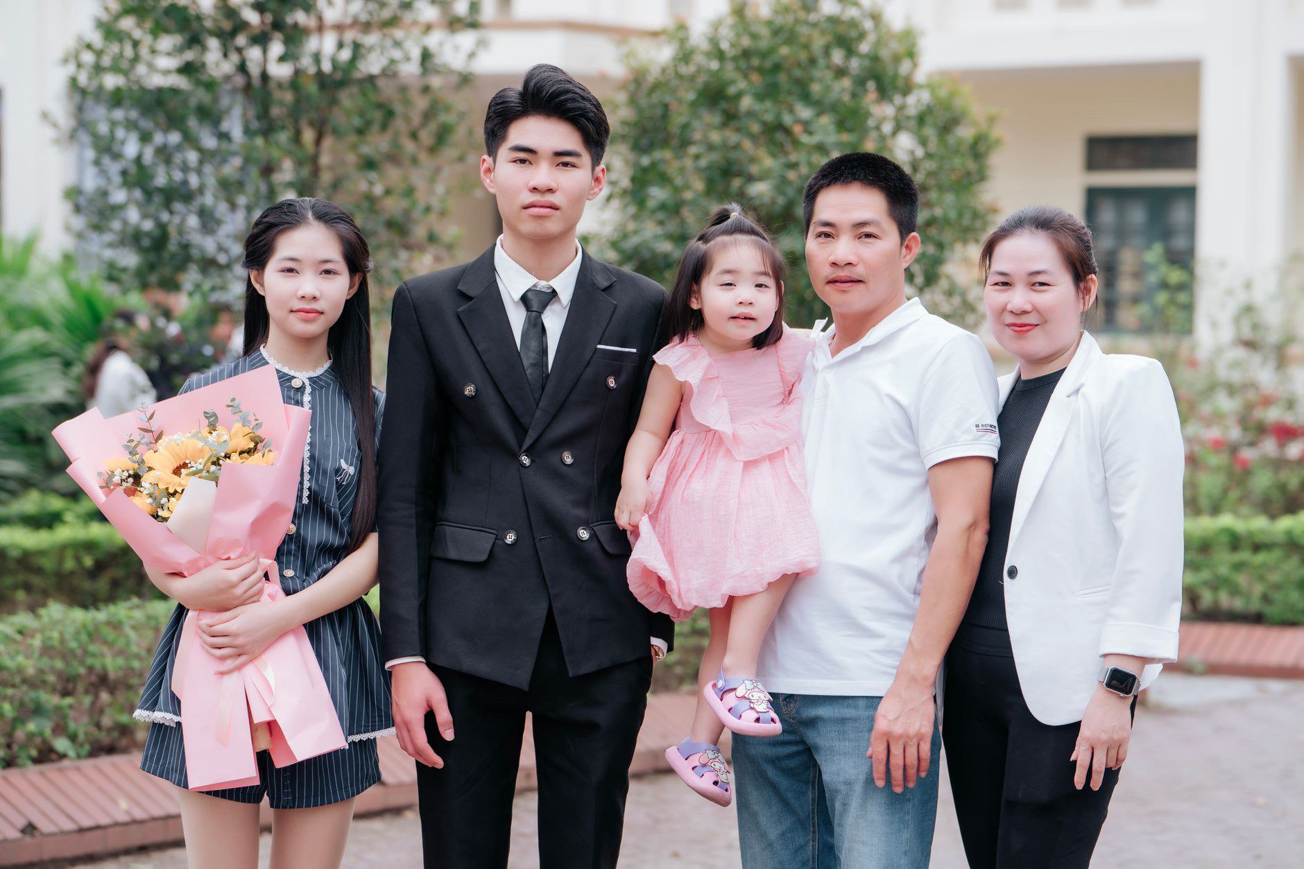 Phụ huynh chuyển công tác tỉnh khác, tiếc nuối vì con phải nghỉ học giữa chừng